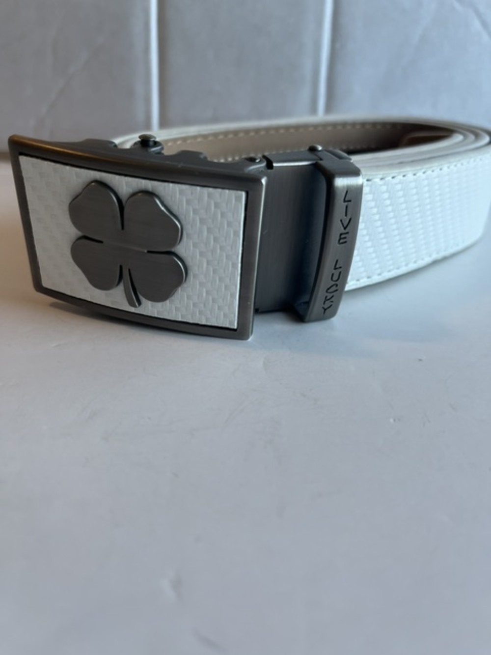 Black Clover Snow White Rachet men’s belt.